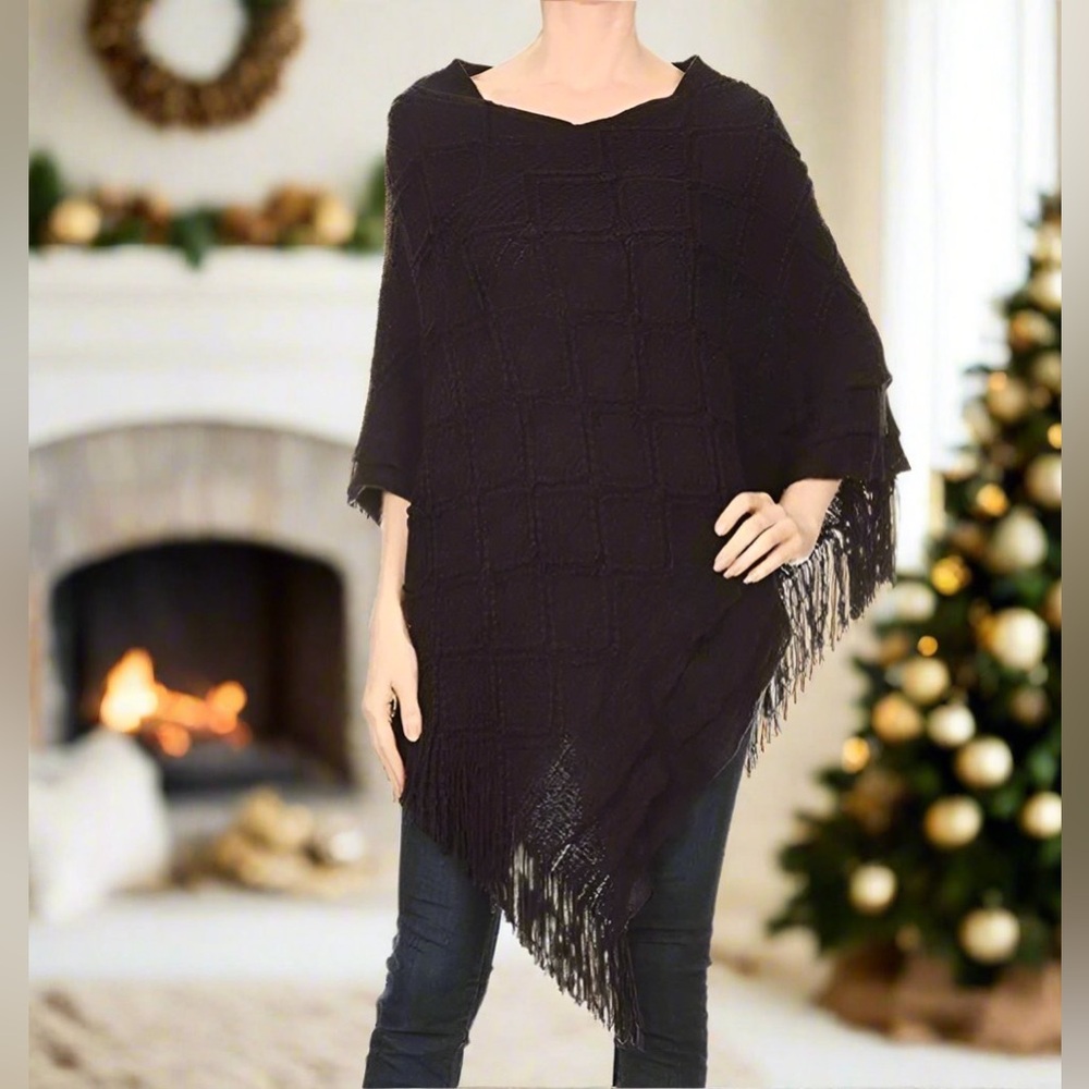NEW Womens Black Fringed Poncho, Pull Over Cape Shawl - Picture 2 of 5